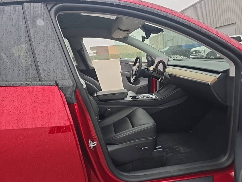 2024 Tesla Model Y Long Range