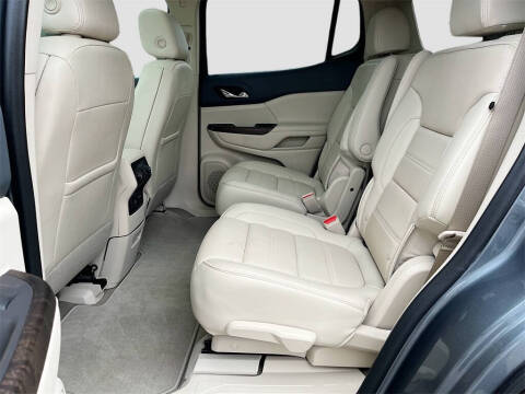 2022 GMC Acadia Denali