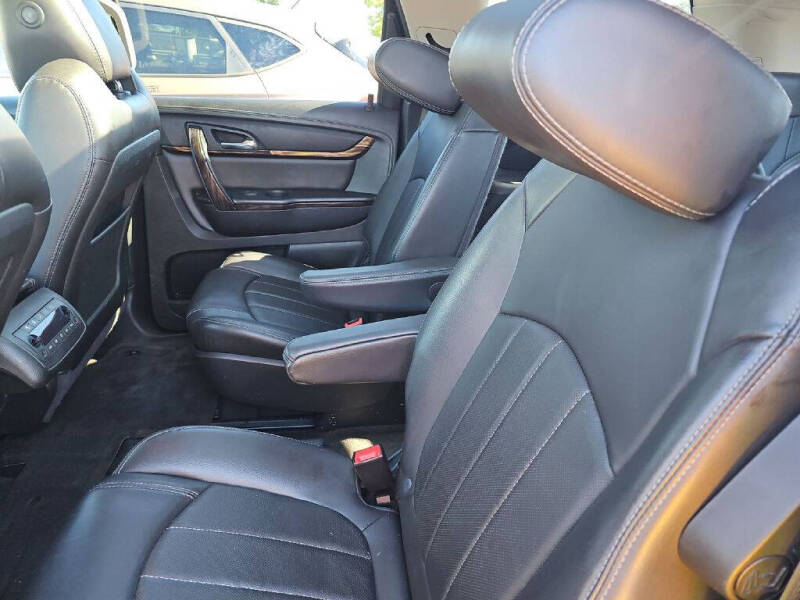 2016 GMC Acadia Denali