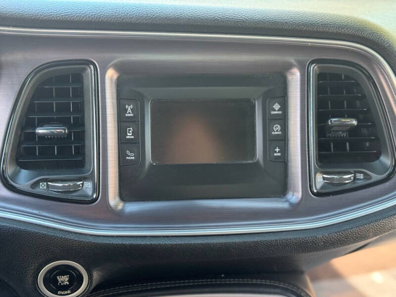 2016 Dodge Challenger SXT