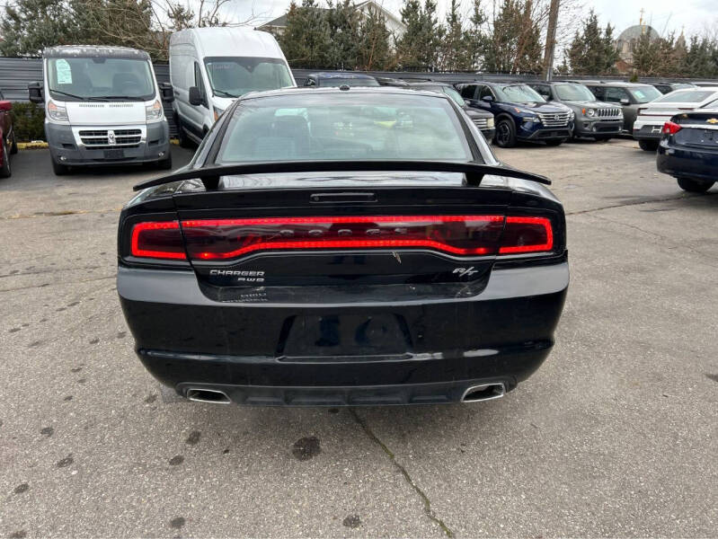 2014 Dodge Charger R/T Plus