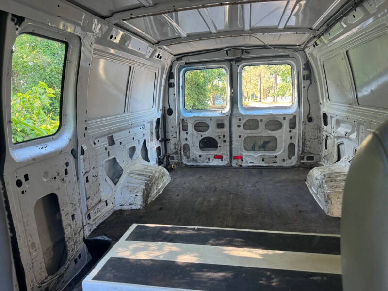 2014 Ford E-Series E-350 SD