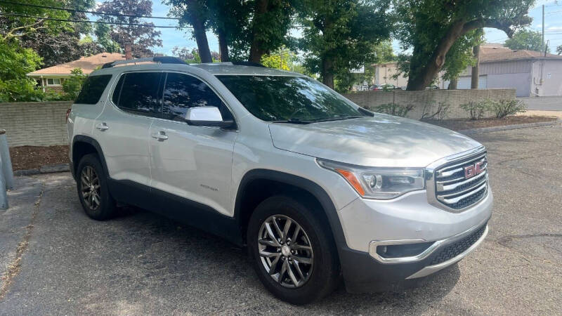 2017 GMC Acadia SLT-1