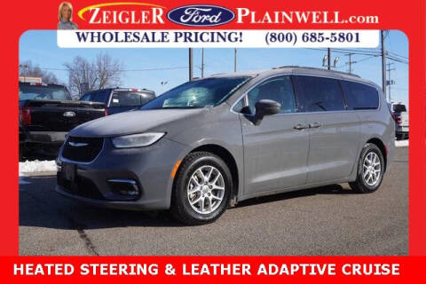 2022 Chrysler Pacifica for sale at Zeigler Ford of Plainwell in Plainwell MI