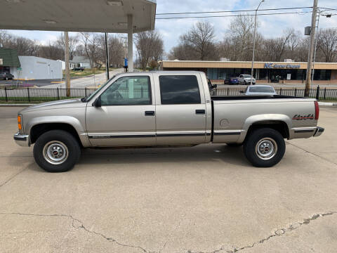 2000 GMC C/K 2500 Series for sale at GRC OF KC in Gladstone MO