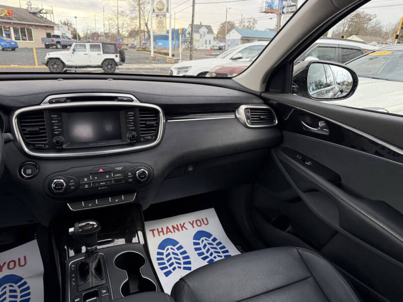 2018 Kia Sorento EX V6