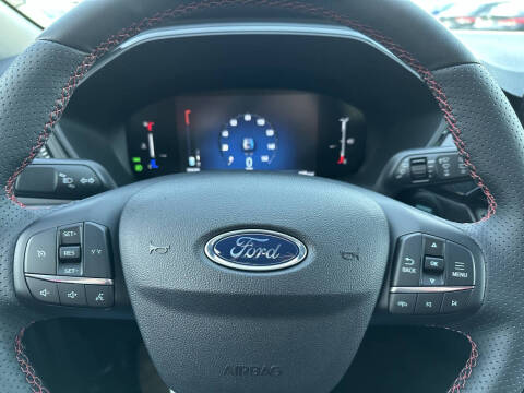 2025 Ford Escape ST-Line Select