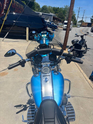 2011 Harley-Davidson Road King FLHR
