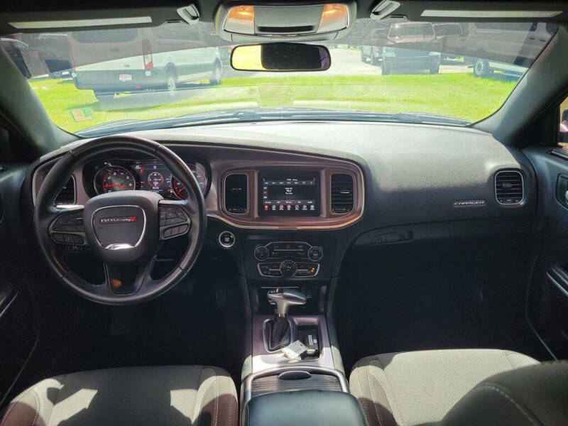 2020 Dodge Charger SXT
