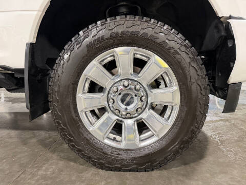 2017 Ford F-350 Super Duty Platinum