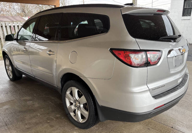 2017 Chevrolet Traverse LT