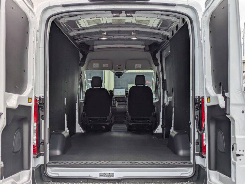 2026 Ford Transit 250