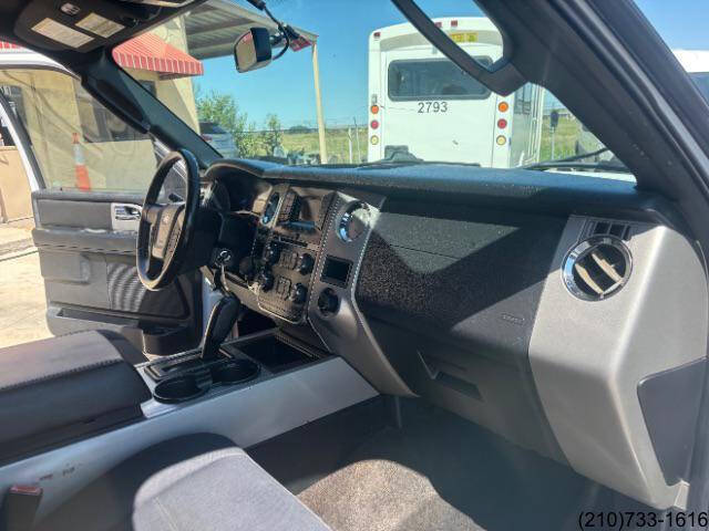 2016 Ford Expedition EL XLT