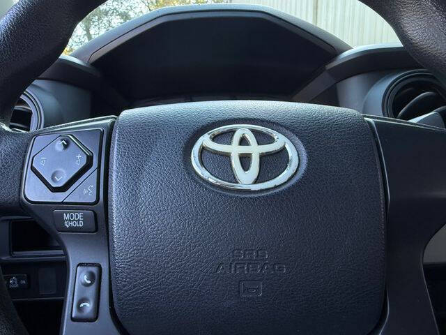 2017 Toyota Tacoma SR