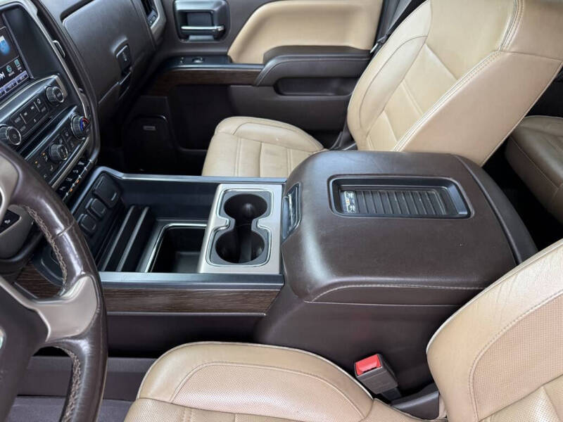 2017 GMC Sierra 2500HD Denali