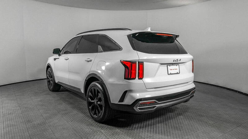 2022 Kia Sorento SX