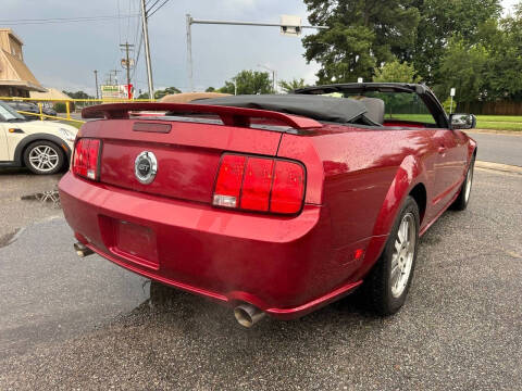 2005 Ford Mustang GT Premium