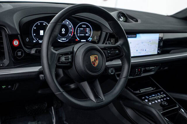 2025 Porsche Cayenne Coupe