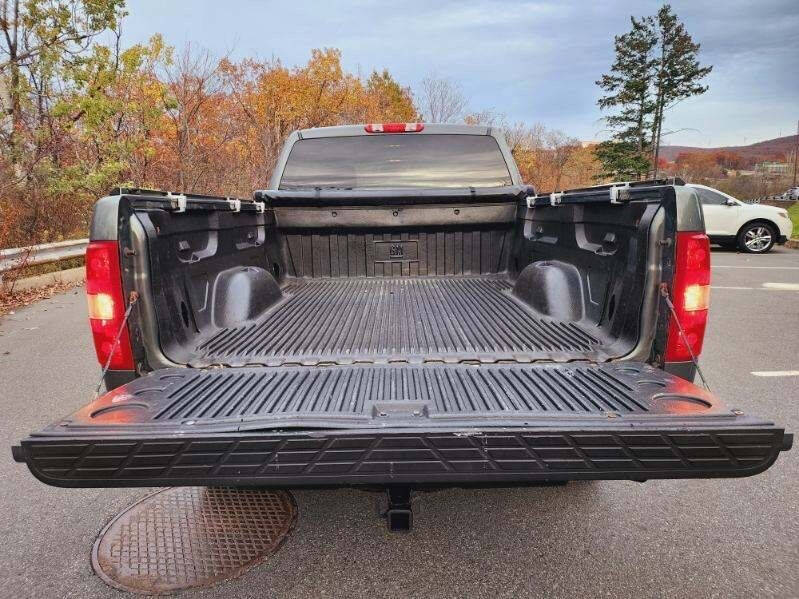 2011 Chevrolet Silverado 1500 for sale at Commonwealth Motors LLC in Moosic, PA