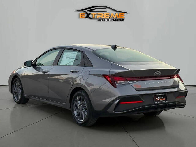 2024 Hyundai ELANTRA for sale at Extreme Car Center in Detroit, MI