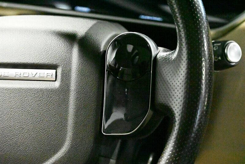 2020 Land Rover Range Rover Sport 32