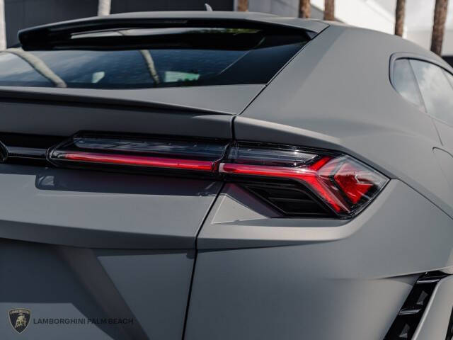2024 Lamborghini Urus S