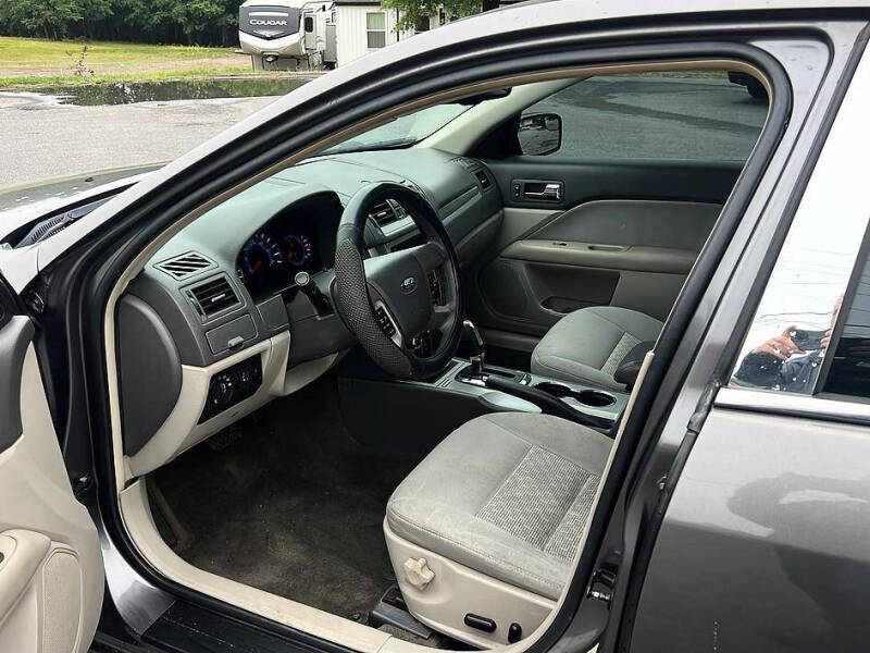 2011 Ford Fusion SE
