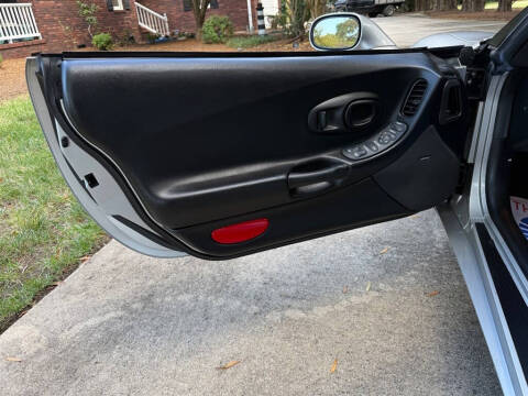 2004 Chevrolet Corvette