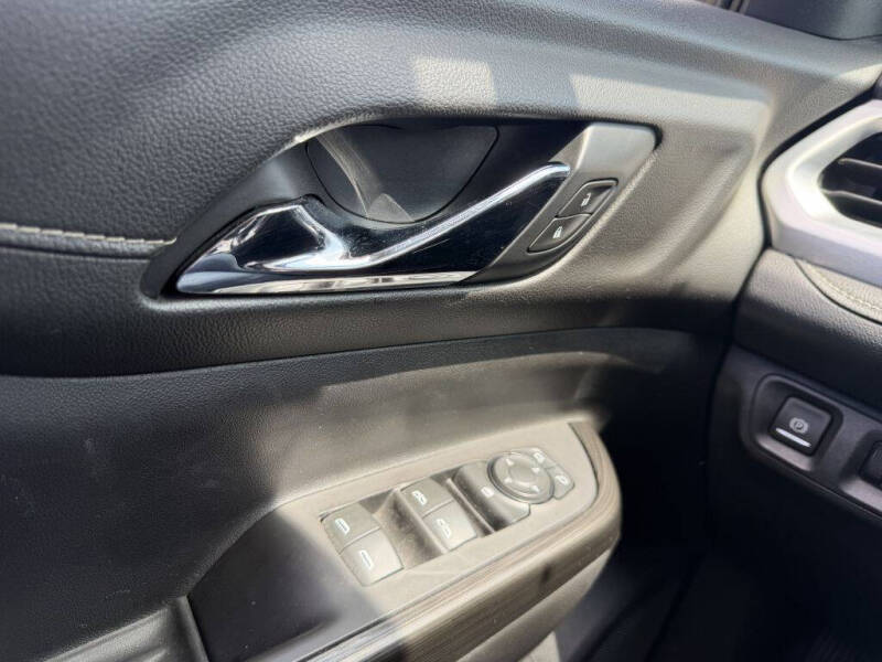 2020 GMC Acadia SLT