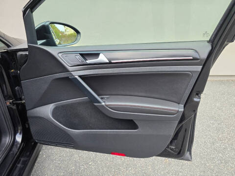 2015 Volkswagen Golf GTI Autobahn