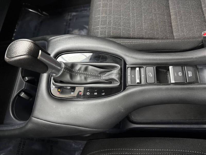 2023 Honda HR-V LX