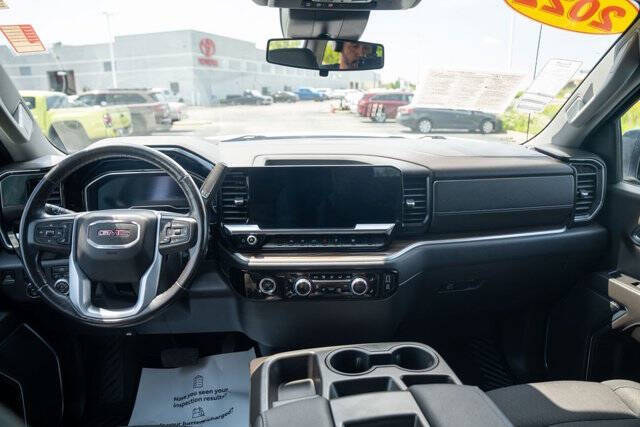 2022 GMC Sierra 1500 Elevation Standard