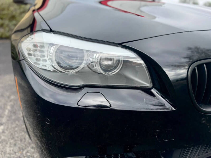 2012 BMW 5 Series 550i xDrive