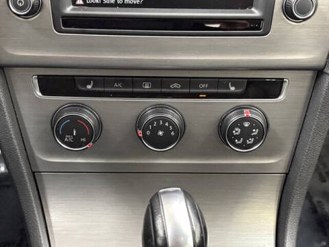 2017 Volkswagen Golf TSI Wolfsburg Edition