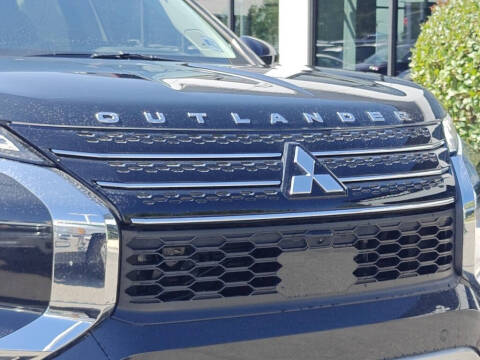 2025 Mitsubishi Outlander PHEV SE