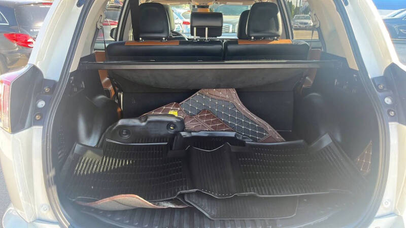 2017 Toyota RAV4 Limited