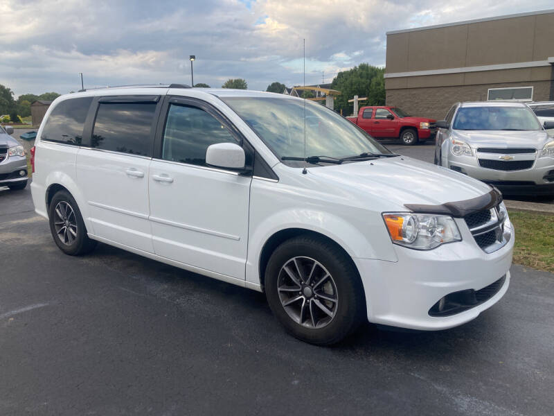 2017 Dodge Grand Caravan for sale at McCully's Automotive - Trucks & SUV's in Benton KY