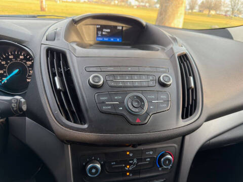 2019 Ford Escape S