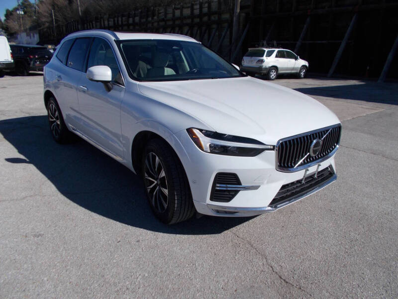 2023 Volvo XC60 B5 Plus Bright Theme