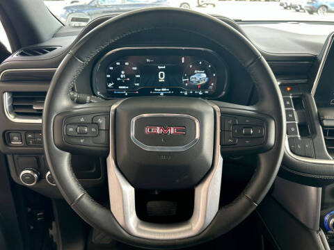 2024 GMC Yukon SLT