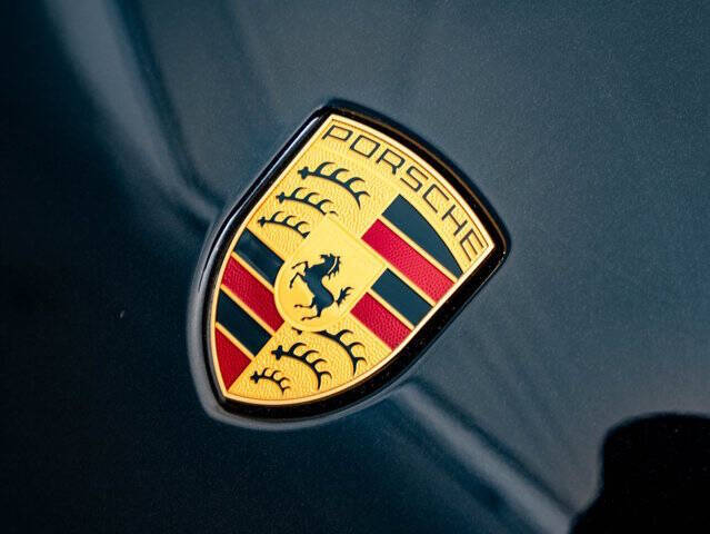 2023 Porsche Macan S