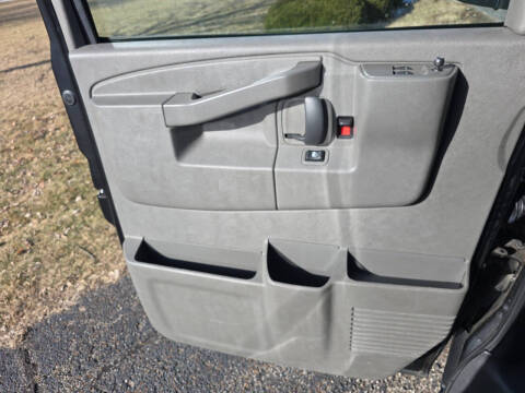 2023 GMC Savana 3500
