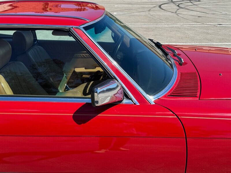 1988 Mercedes-Benz 560-Class 560 SL