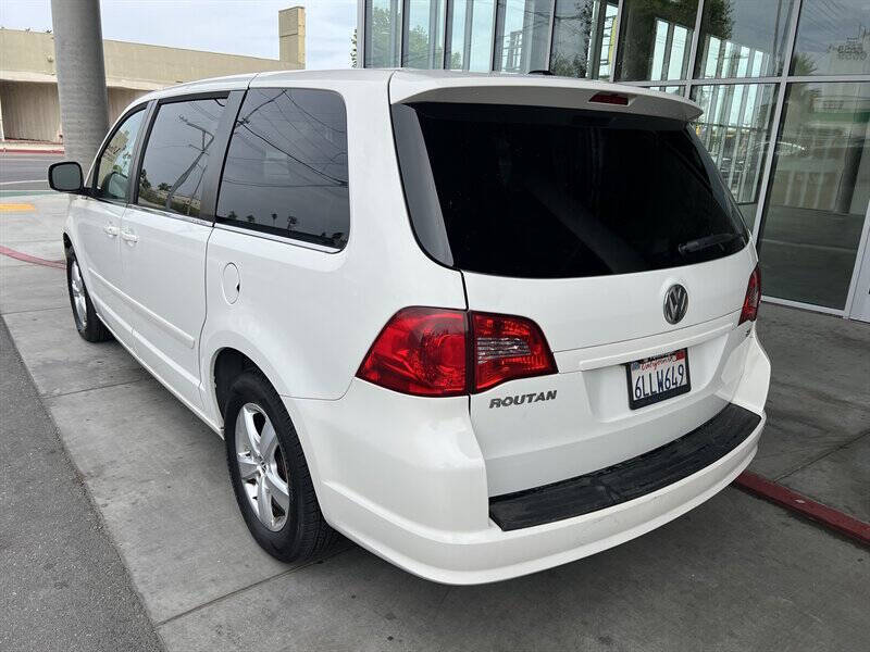 2010 Volkswagen Routan