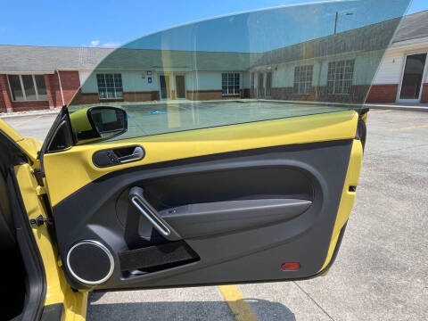 2013 Volkswagen Beetle 2.5L Fender Edition