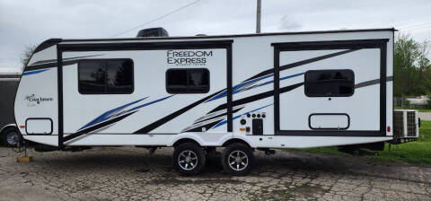 2023 Coachmen RV Freedom Express