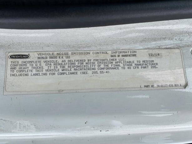 2015 Freightliner M2 106