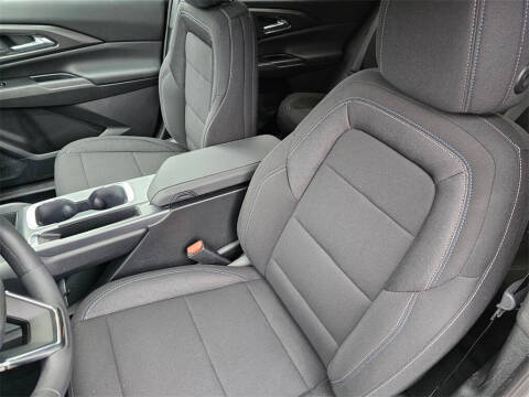 2026 Chevrolet Equinox EV LT 1