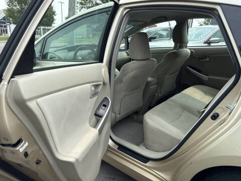 2010 Toyota Prius III