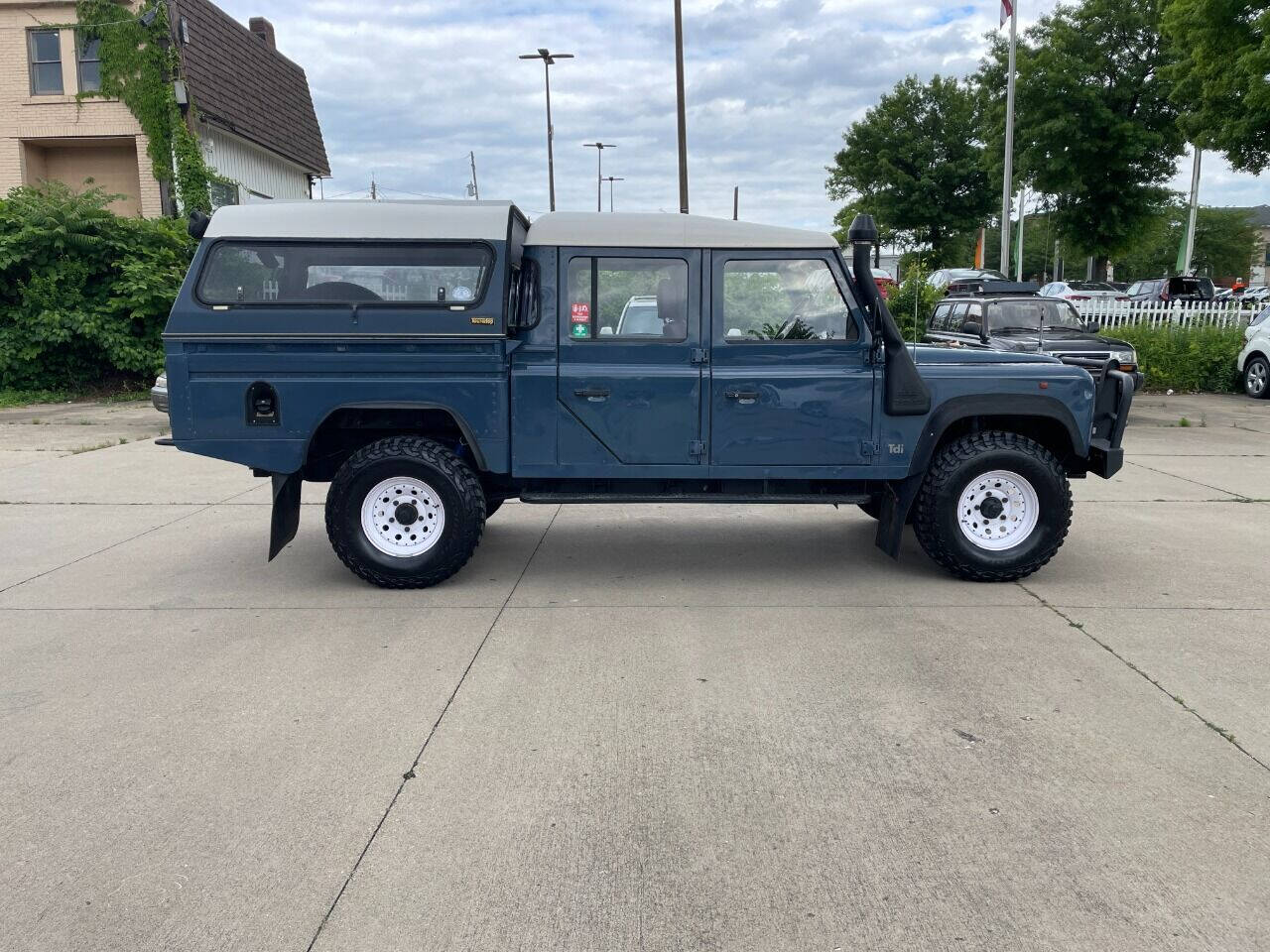 1995 Land Rover Defender for sale at Drive Motorcars LLC in Akron, OH